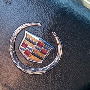 Meet your Posher, Luis